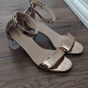 Chic Women's Block Heels - Shiny Bronze